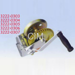 Лебедка ручная для прицепа (450 кг) 4.1:1. оцинкованная