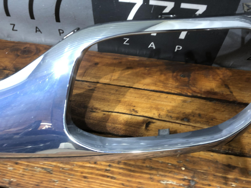 Накладка заднего бампера Mercedes GLE V167 18-нв Б/У Оригинал A1678852407