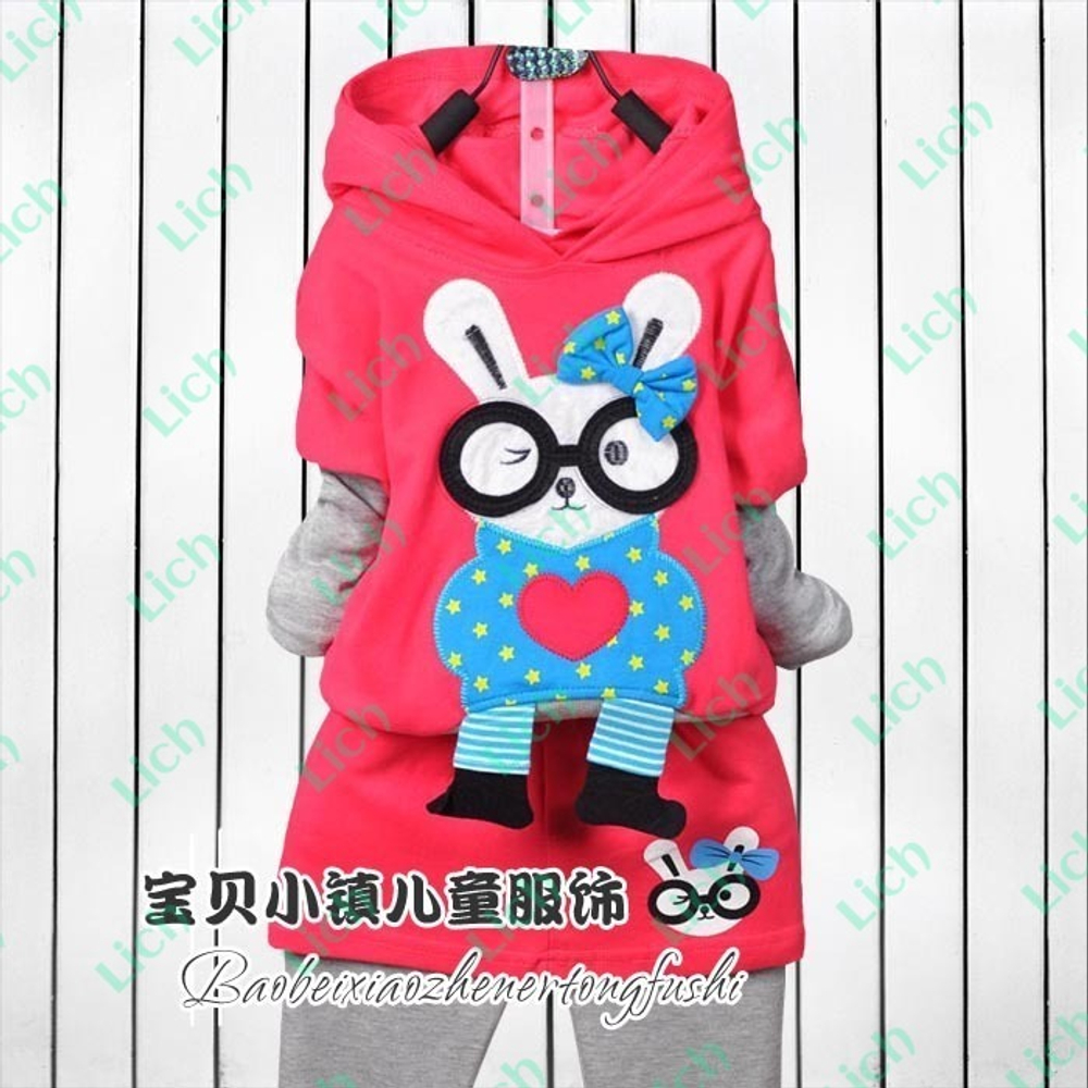 Костюм детский из леггинсов с юбкой и кофтой