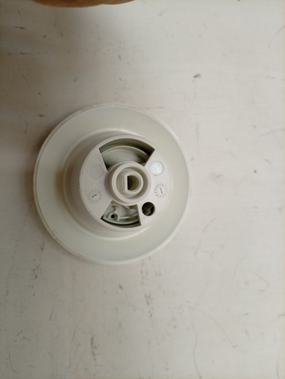 FCS800C кт34 Суппорт с ручкой выбора температуры для стиральных машин Electrolux AEG Zanussi б/у