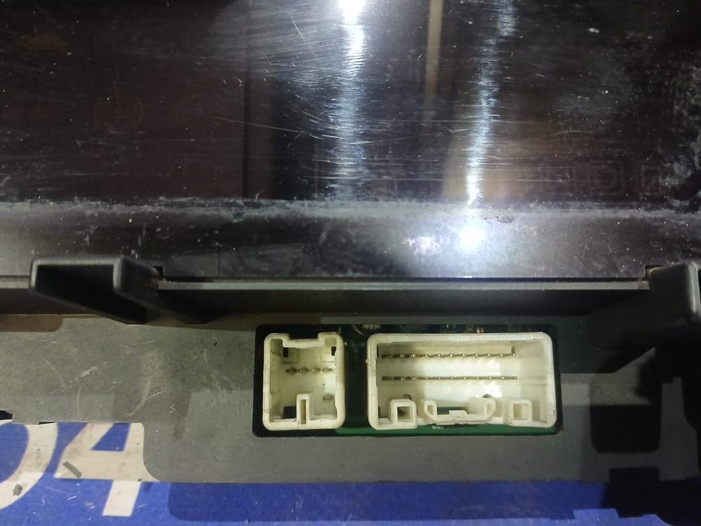 Щиток приборов TOYOTA PRIUS 1998