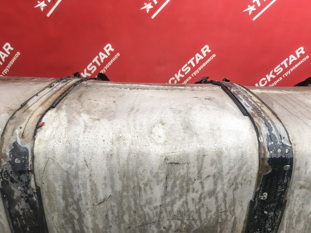 Бак топливный в сборе 730L