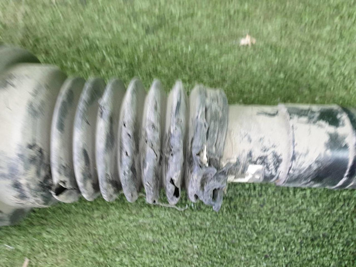 Стойка пневматическая передняя правая Range Rover Sport 2 L494 (2013-2022)