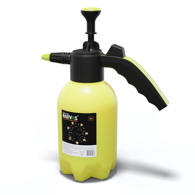 Опрыскиватель RADIVAS 1,5л с помпой и клапаном сброса давления, желтый (усиленные стенки и запасная форсунка в ручке помпы)