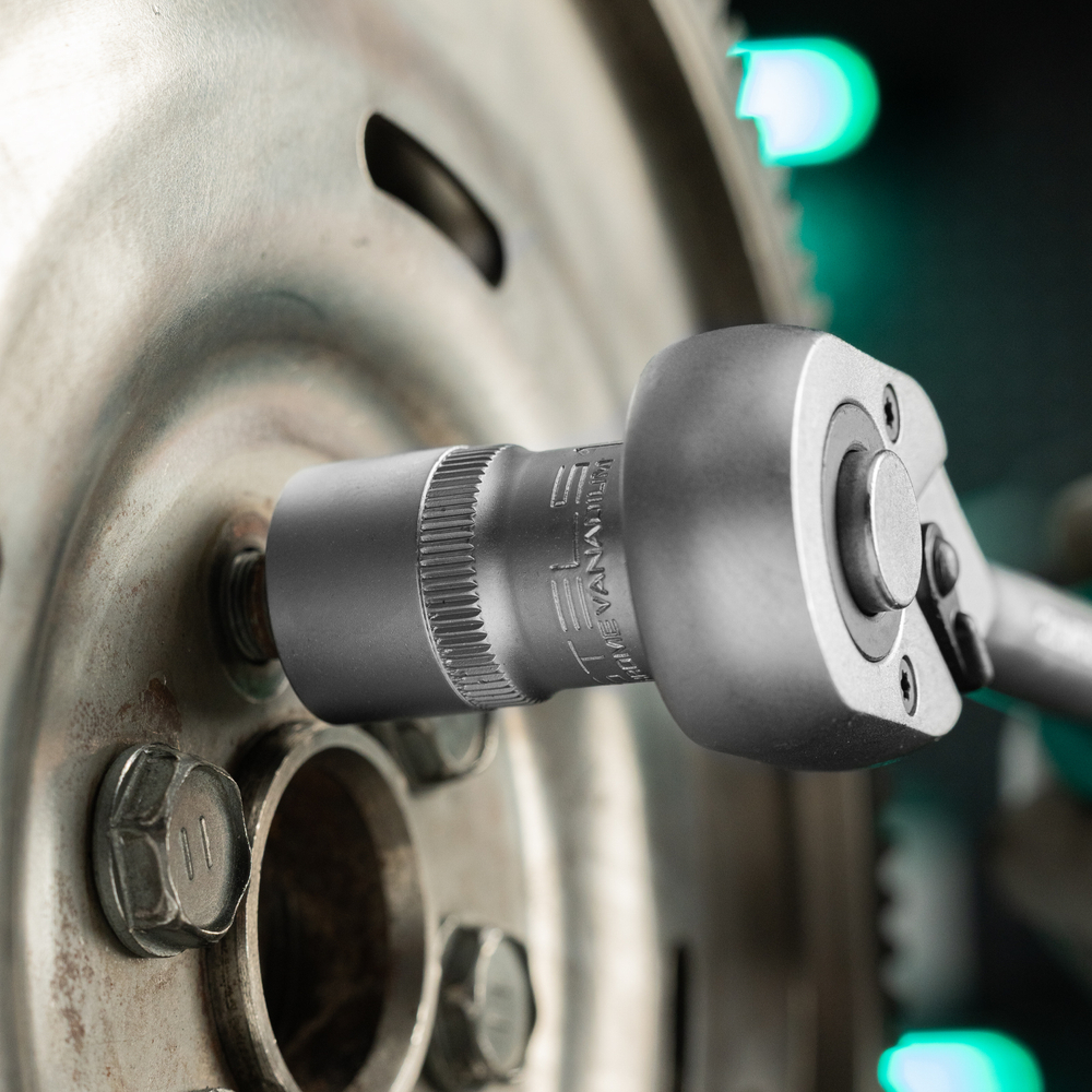 Головка торцевая, 18 мм, шестигранная, CrV, под квадрат 1/2 Stels 13829