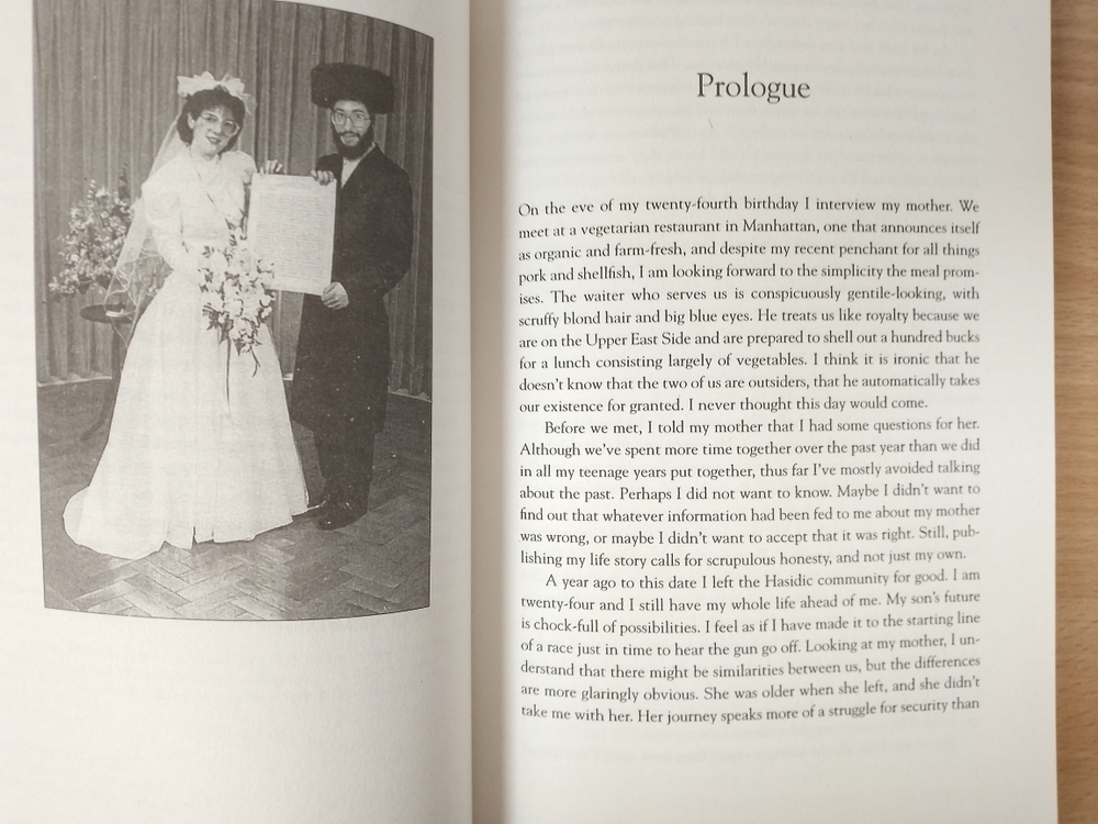 Unorthodox: The Scandalous Rejection of My Hasidic Roots