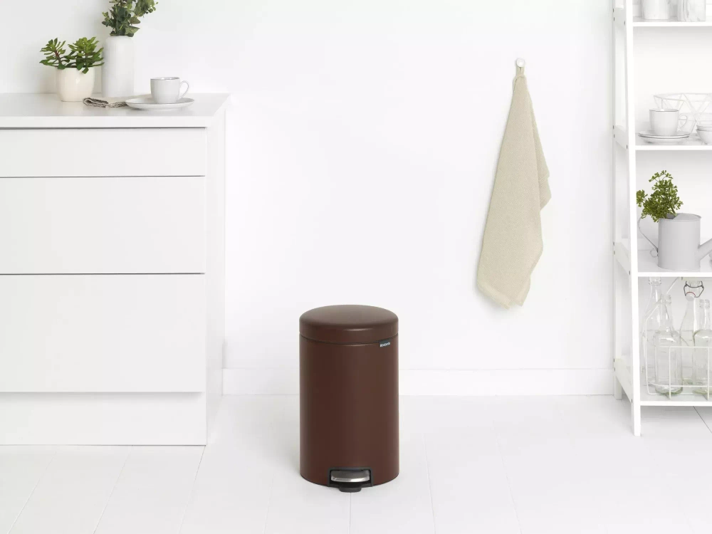 Brabantia - Контейнер для мусора NewIcon 3л серый / артикул   126260  / GTIN 8710755126260
