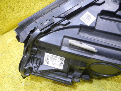 Битая Фара правая Mercedes E W213 (2016-2021) LED