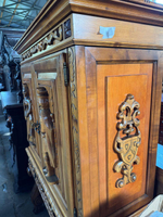 Шкаф распашной двухстворчатый