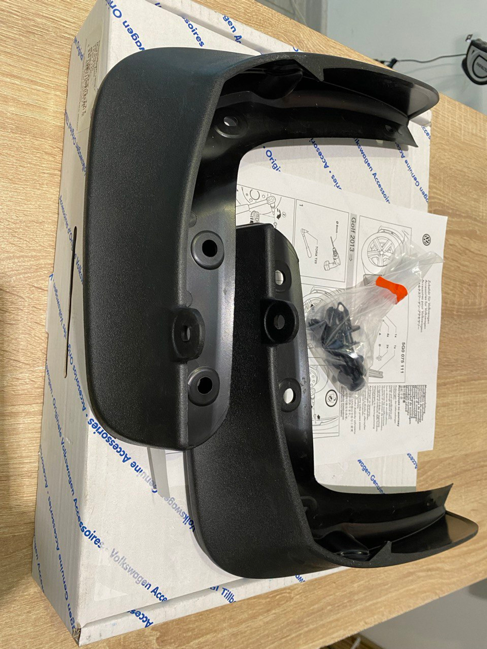 Брызговики передние VW Golf 7 / Golf Sportsvan черный