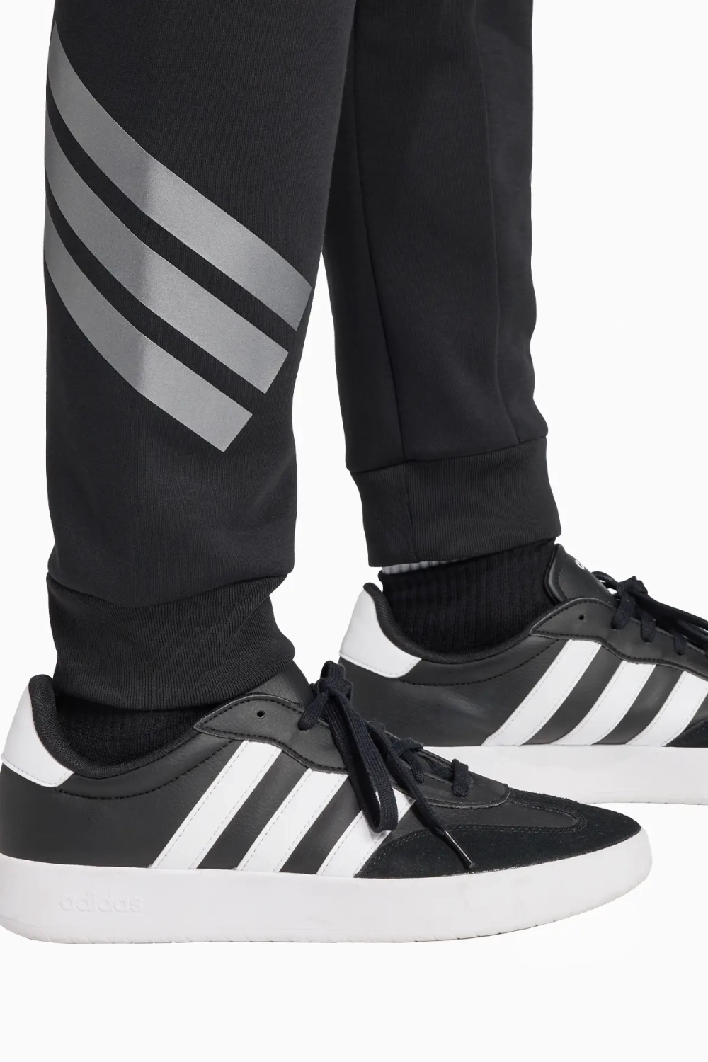 Штаны adidas Future Icons 3-Stripes - черный