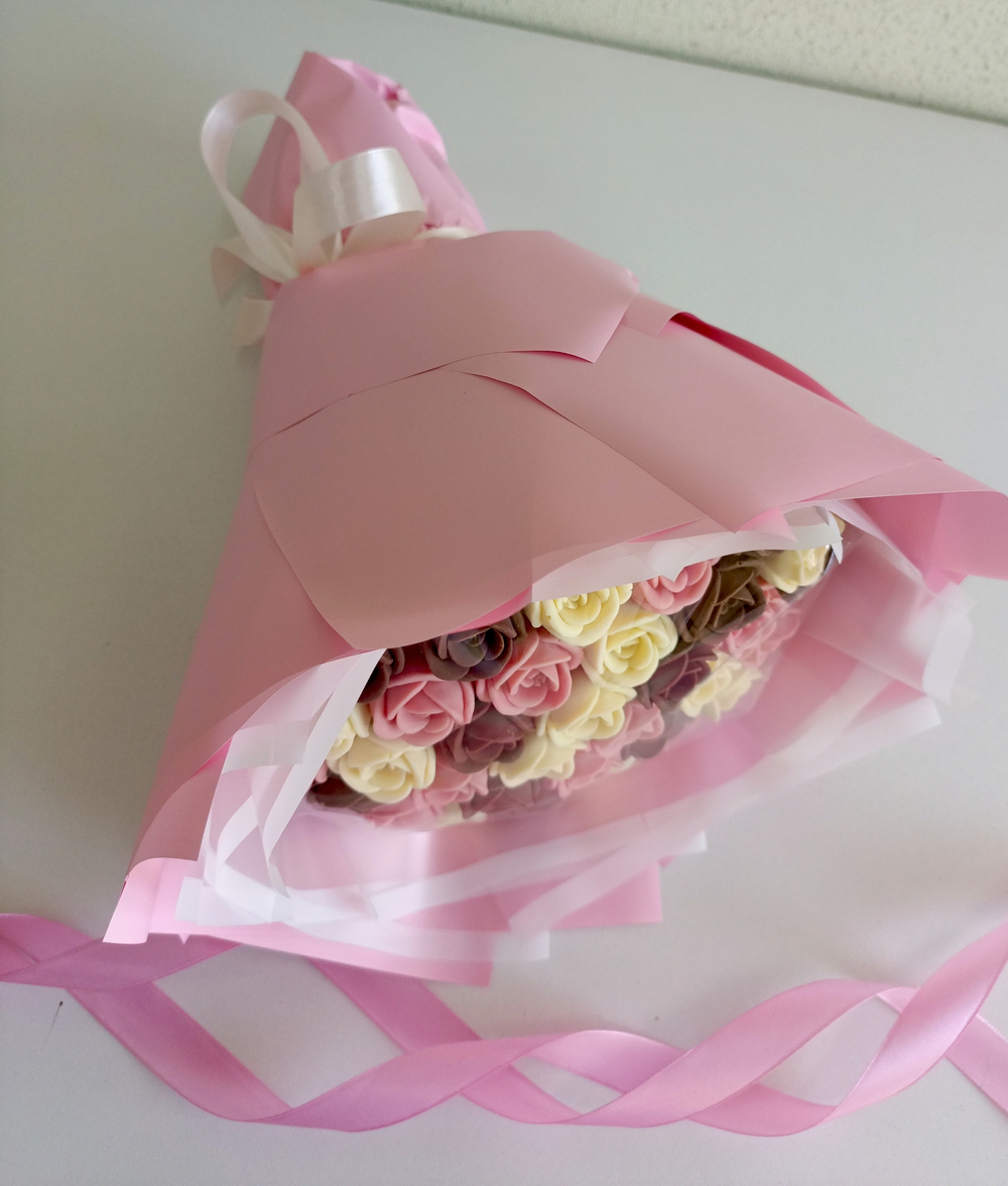 Букет из шоколадных роз