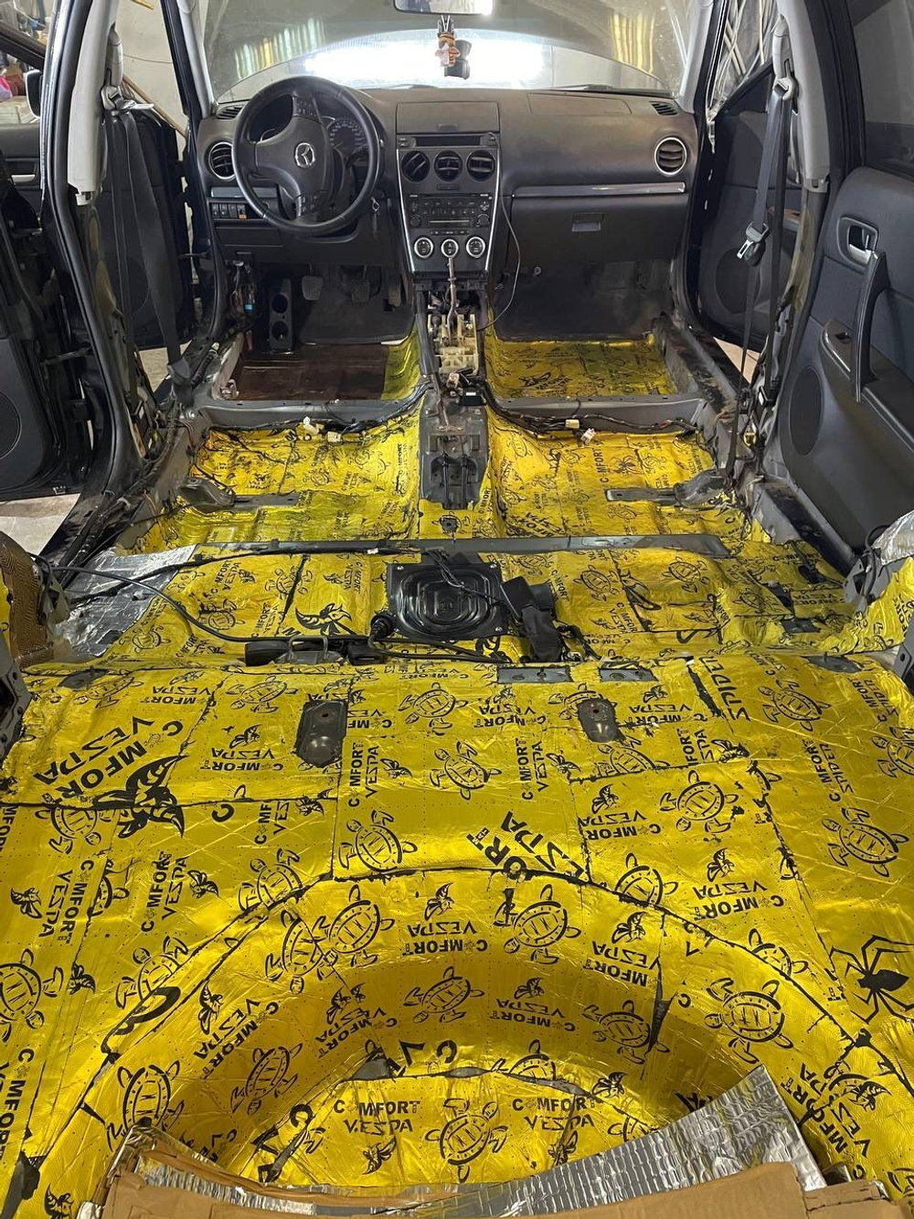 Виброизоляция Comfortmat Vespa 2,3 мм 50х70 см- 10 листов