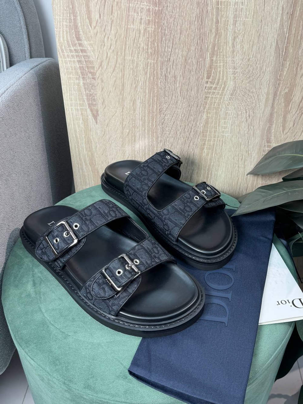 Шлепанцы Christian Dior