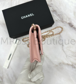 Пудровый кошелек на цепочке Chanel Woc премиум класса