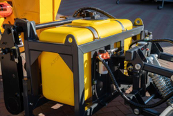 Щетка дорожная, коммунальная, с баком - AТOM 2500