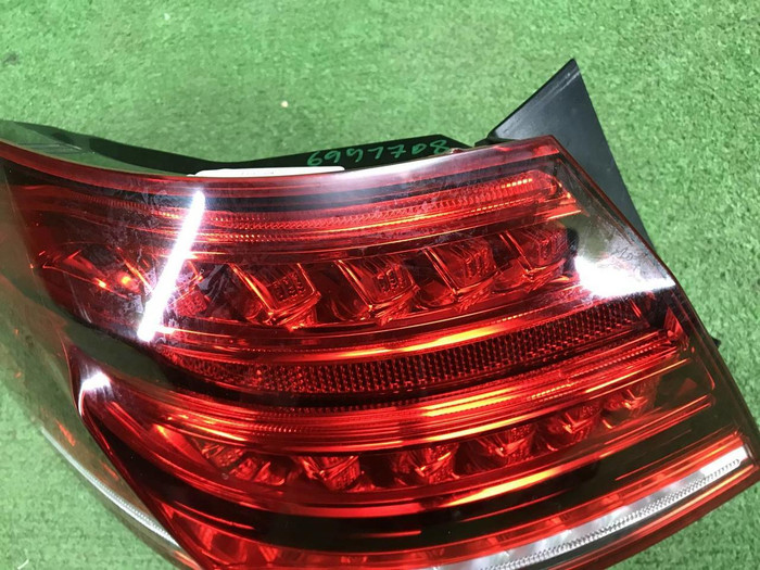 Фонарь левый внешний Mercedes E W212 (2013-2016)