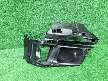 Кронштейн бампера RH Porsche 911 GT3 992 (21-нв)