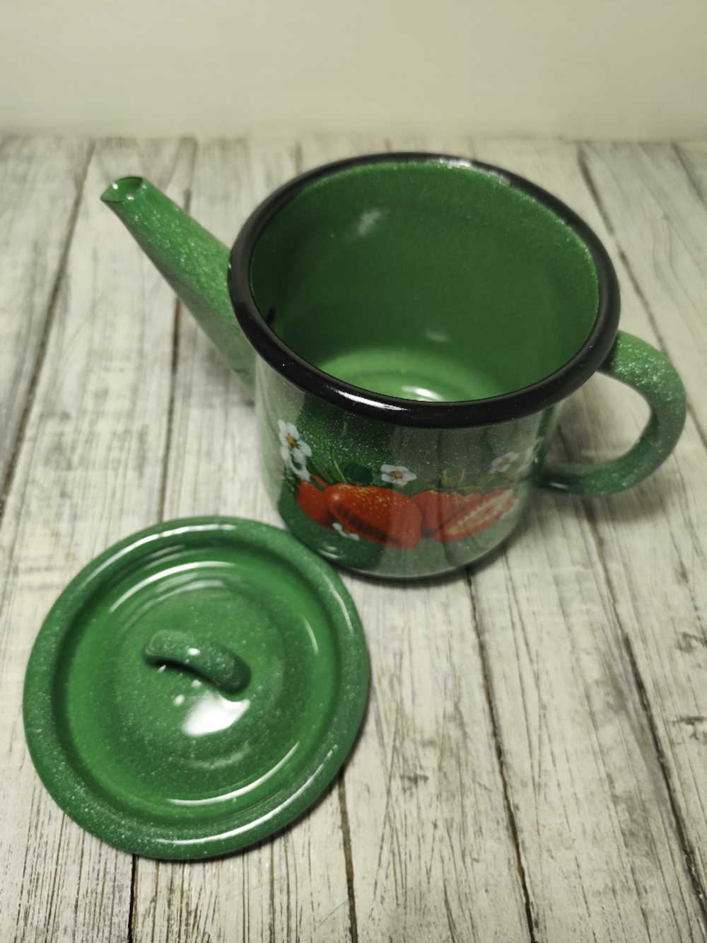 Чайник 1л с рис Клубника садовая изум с зерн 1с202с