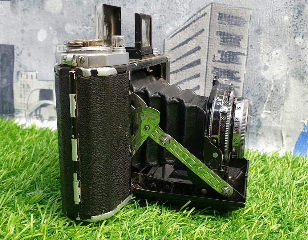 Zeiss Ikon Ikonta 521/16+ Novar-Anastigmat 75/3.5