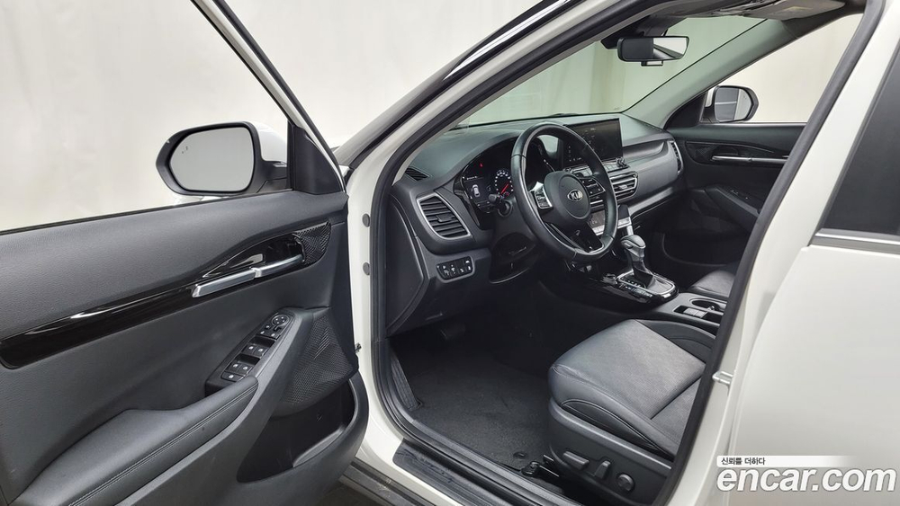 Kia Seltos Бензин 1.6 Turbo 2WD (01.2021)