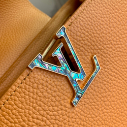 Louis Vuitton Capucines BB