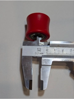 Ролик натяжителя привода цепи