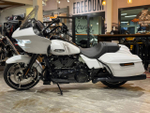 Harley-Davidson Road Glide 117, WHITE ONYX PRL/BLK, 2024