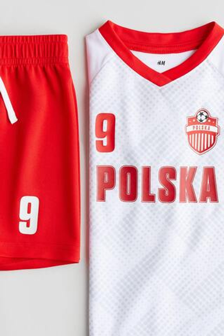 H&M Комплект из шортов и футболки, белый/красный