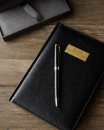 Шариковая ручка Parker Sonnet 1931497, Lacquer Deep Black GT, стержень: M, цвет чернил: black , в подарочной упаковке