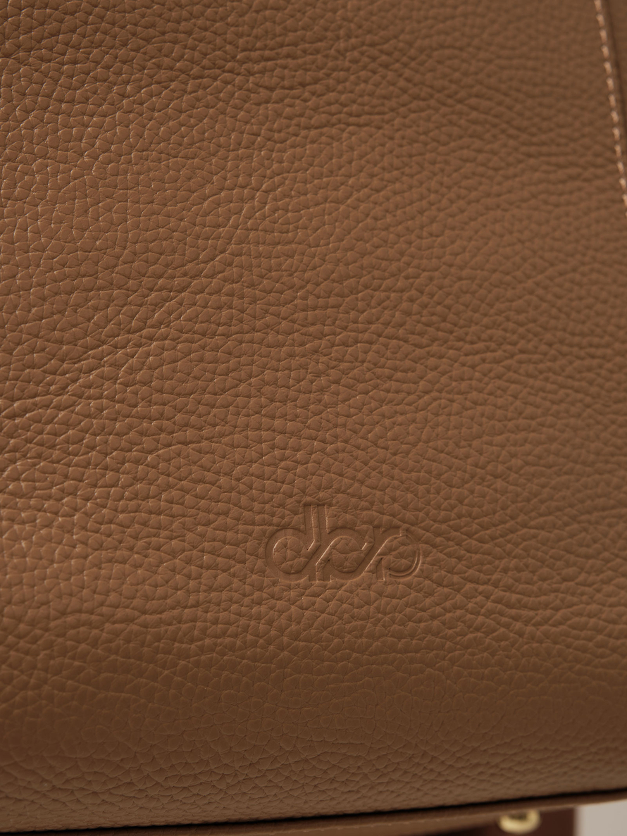 Кожаная сумка Dora DBR 31139 коричневый капучино