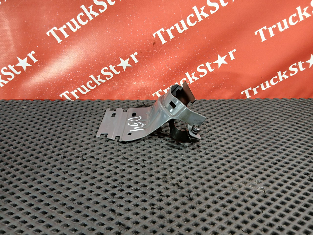 Кронштейн проводки 2018г