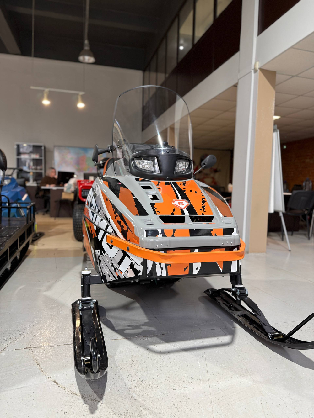 Снегоход Бурлак Азимут 600