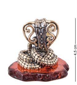 Народные промыслы AM-3980 Фигурка «Кобра с подарком» (латунь, янтарь)
