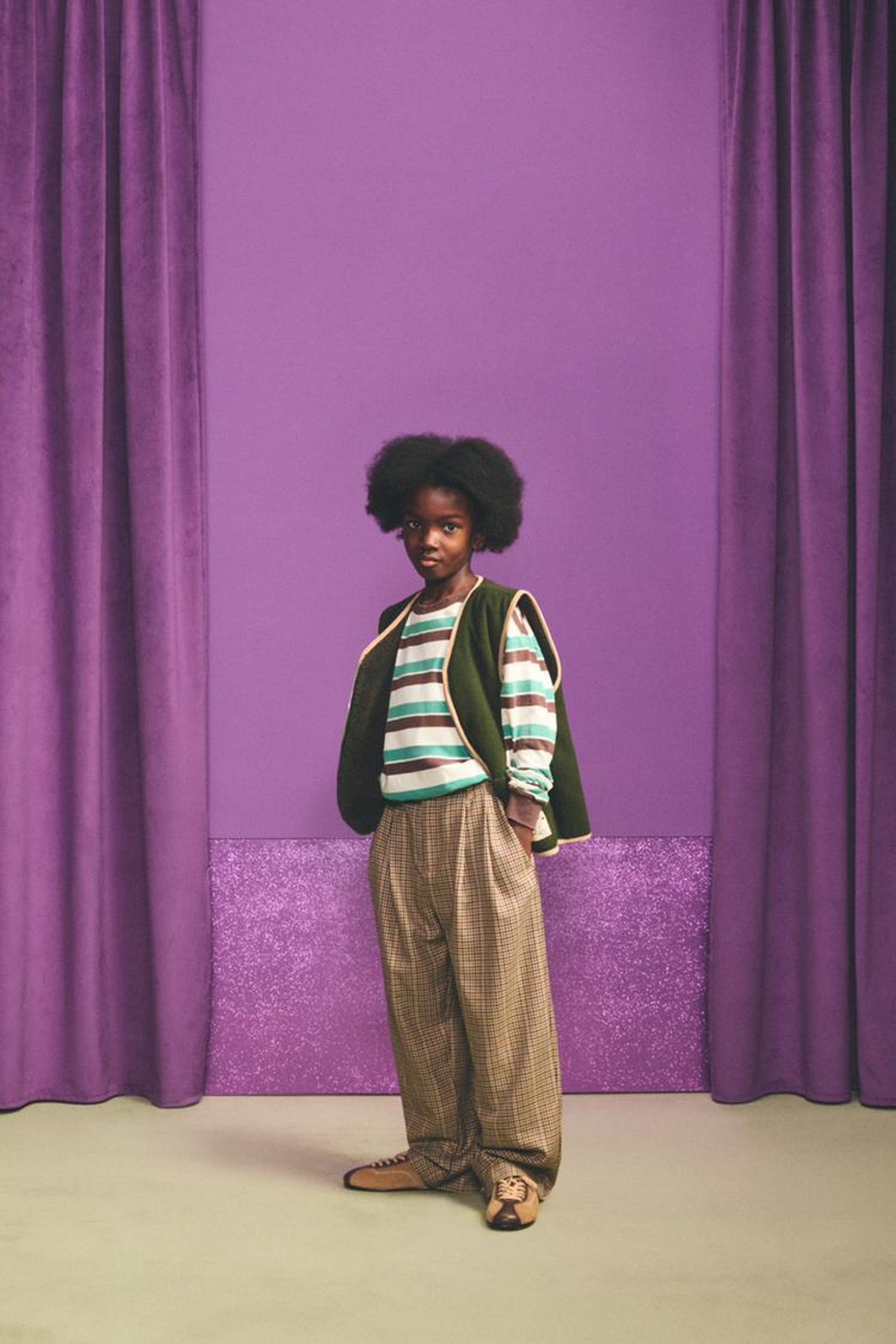 ZARA X DISNEY БРЮКИ В КЛЕТКУ С НАШИВКОЙ PLUTO, СВЕТЛЫЙ ЖЕЛТО-КОРИЧНЕВЫЙ