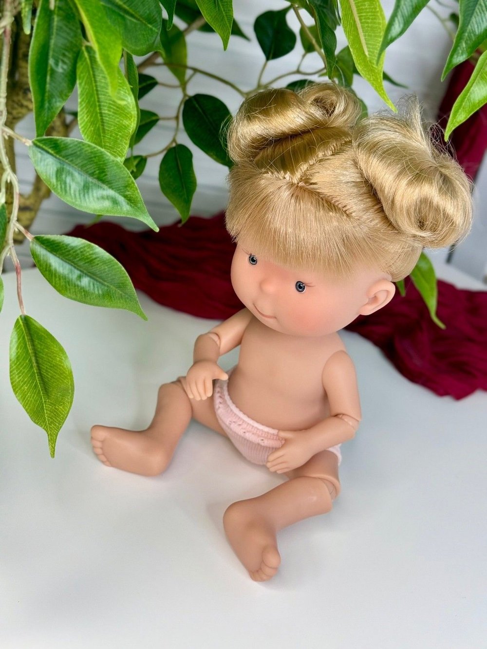 Кукла Nines виниловая 30см PIPPA шарнирная без одежды (2909W)