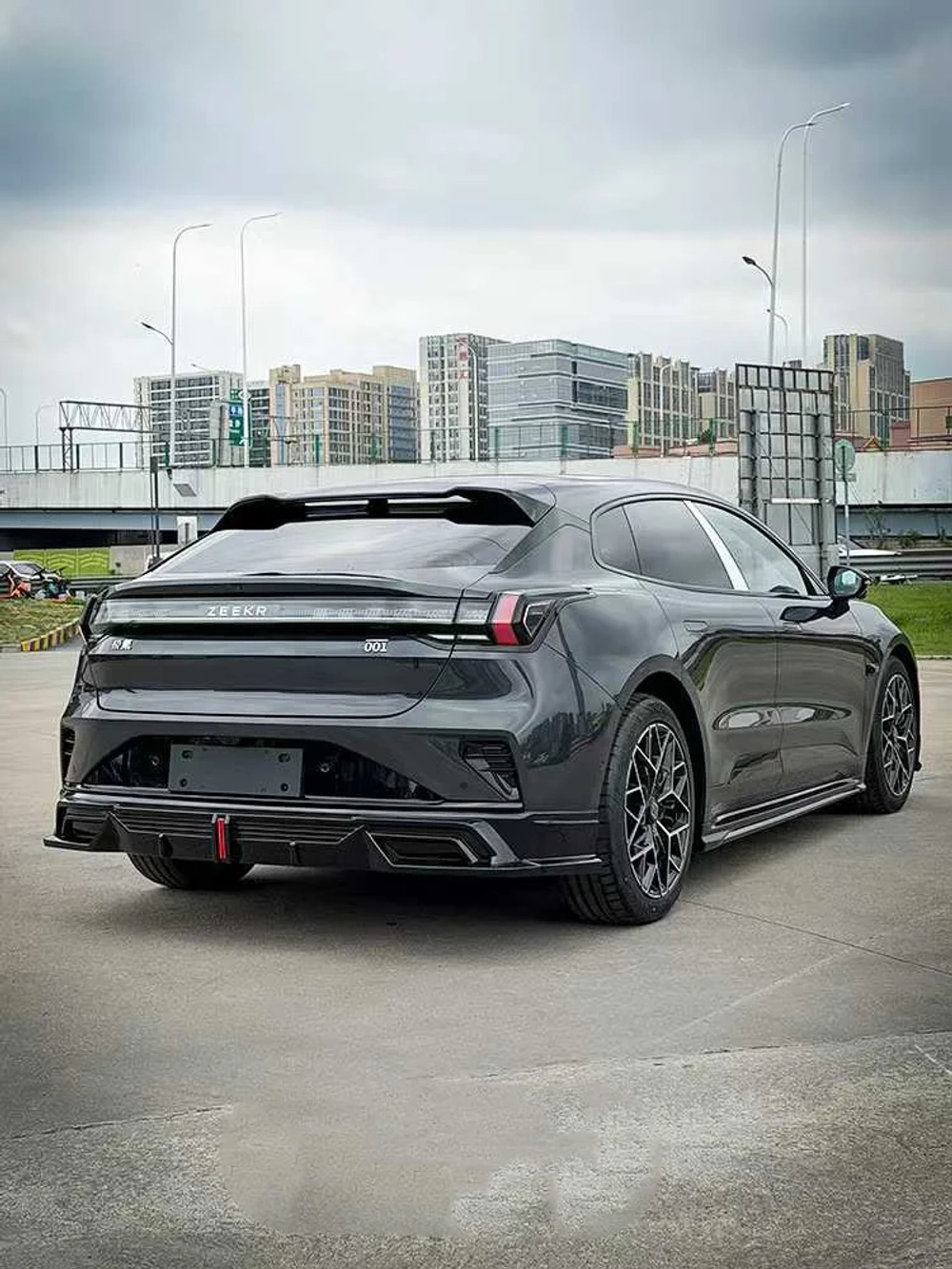 Обвес для Zeekr 001 рестайлинг 2024+ Зикр