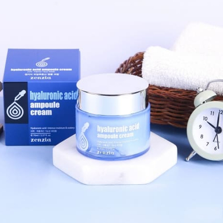 Jigott Крем для лица увлажняющий с гиалуроновой кислотой / Zenzia Hyaluronic Acid Ampoule Cream, 70 мл