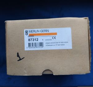 Merlin Gerin /Schneider Electric 87312, Соединительный элемнт для внутренних цепей распределительных устройств.