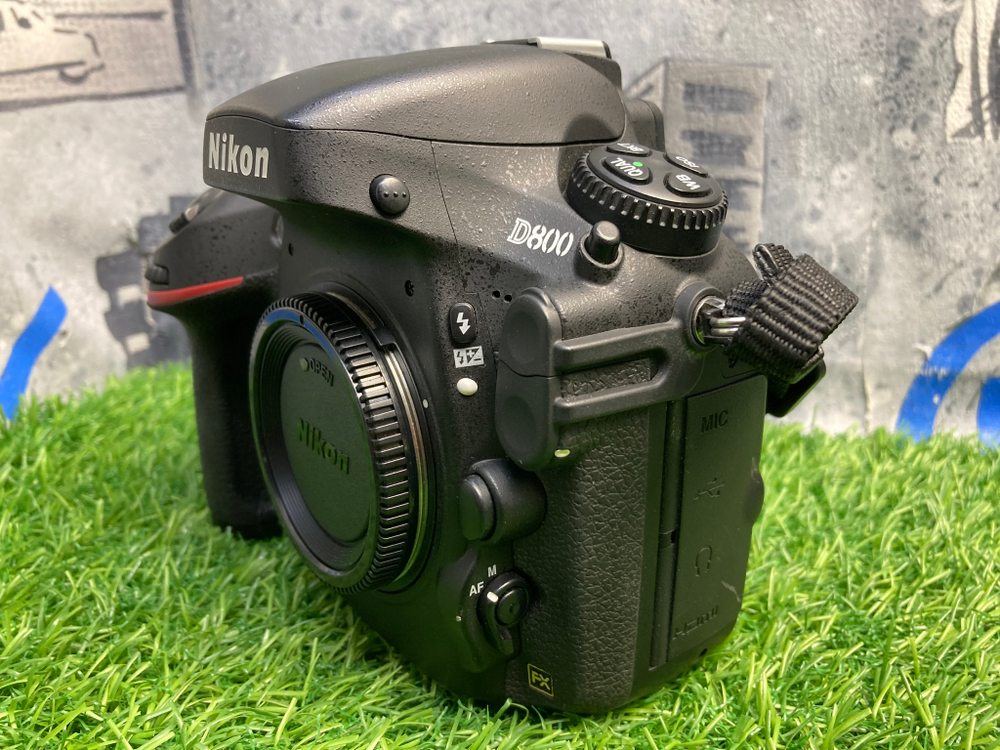 Nikon D800 (10.685 кадров)