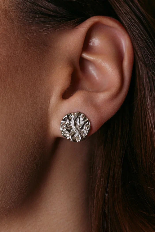 Серьги ''Мятые пластины'' круглые в серебре