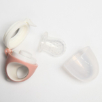 6895056 Ниблер для прикорма с силиконовой сеточкой «Дракончик», цвет розовый