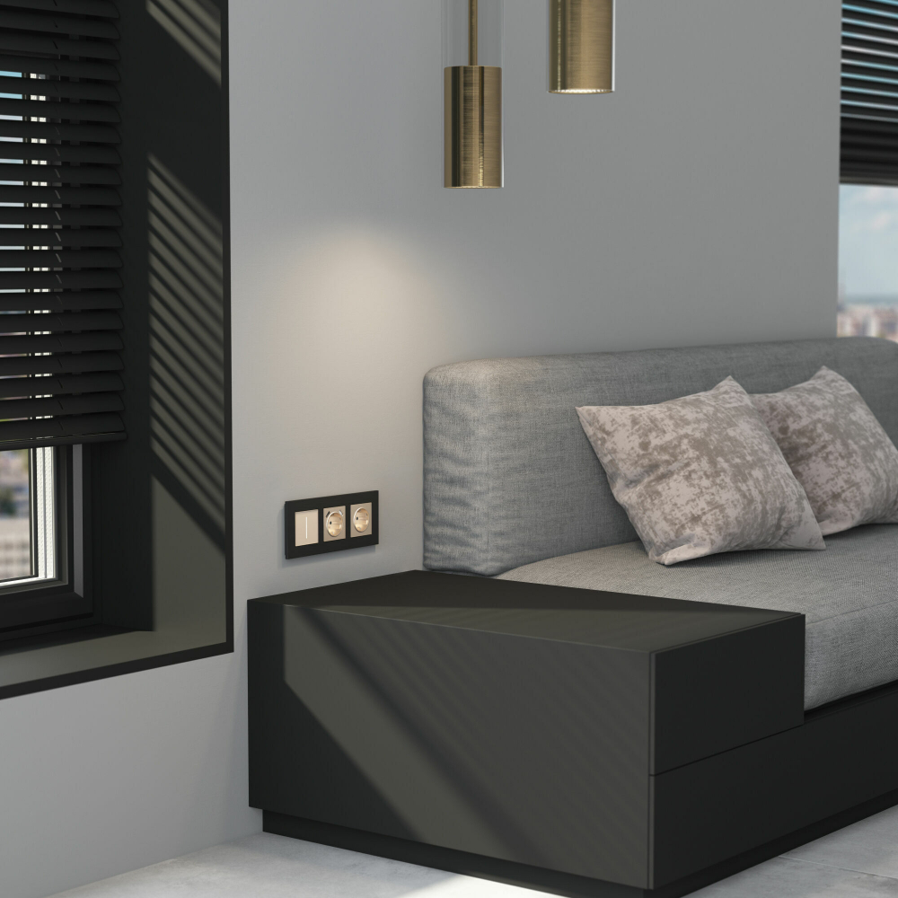 Рамка на 3 поста AluMax (черный алюминий)