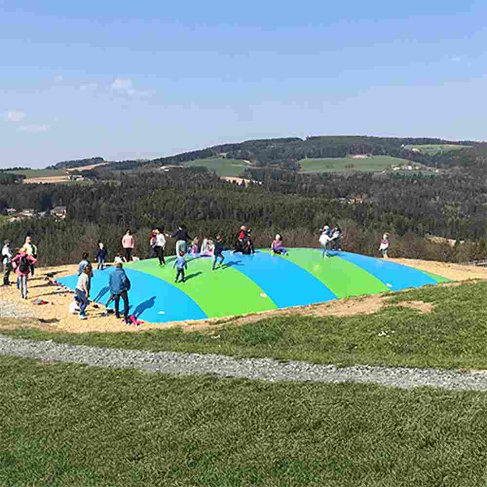 Надувная подушка «Воздушный остров» для установки в грунт, 15×10×2 м