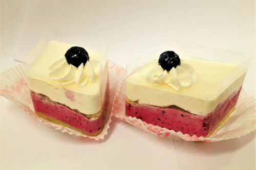 ПИРОЖНОЕ БИСКВИТНОЕ "ЯГОДКА"