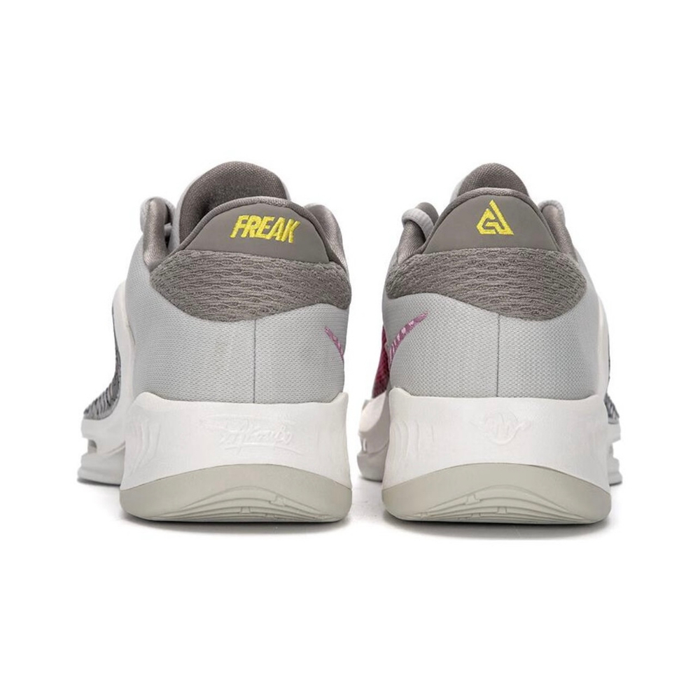 Кроссовки Nike Zoom Freak 4 EP Kolossaio