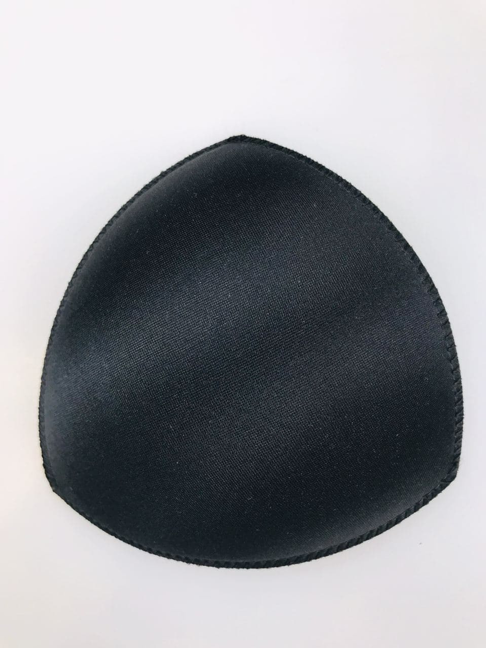 Чашечки треугольные черные 75 (В)