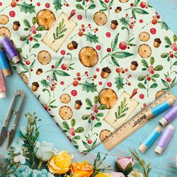 Ткань барби пеньки, шишки и клюква на зелёном фоне