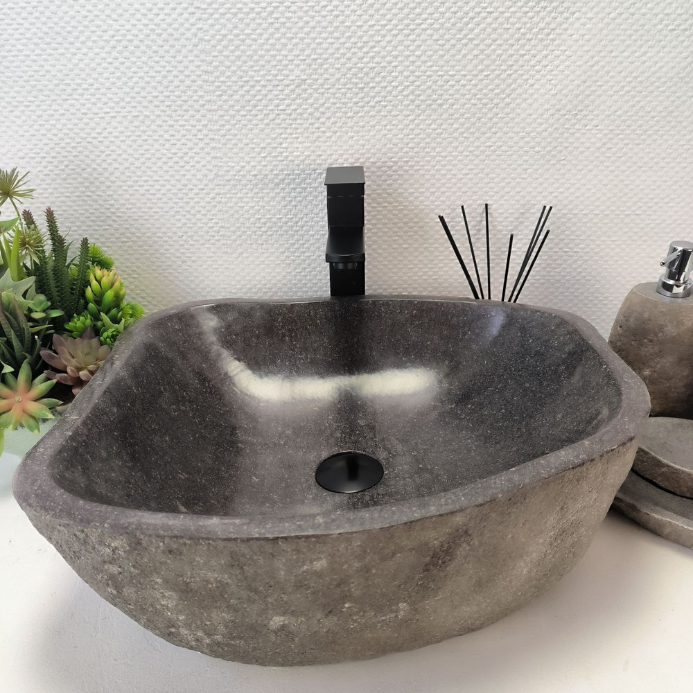 Раковина из речного камня RS-63393 (48*43*15) 0123