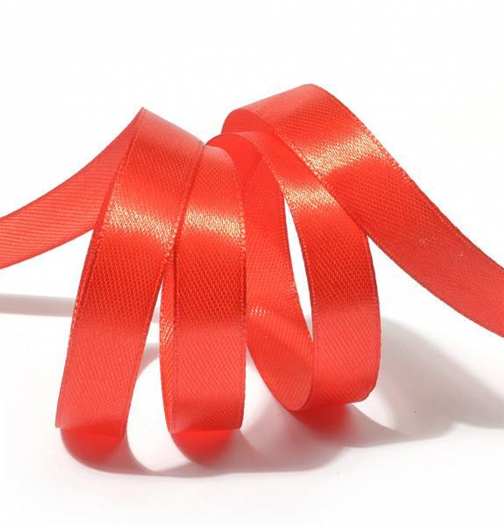 Лента атласная 12 мм красная